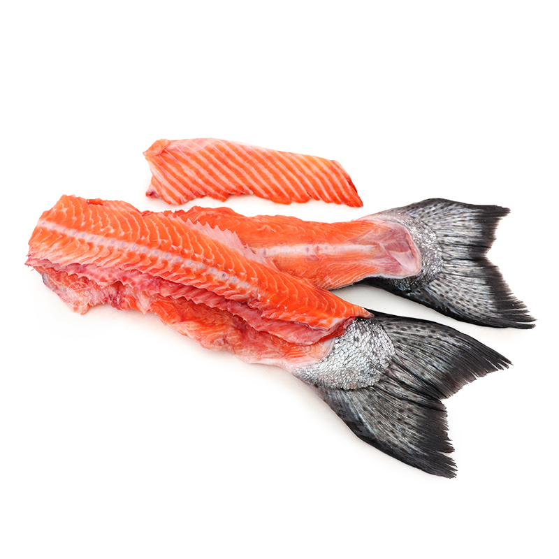Frozen Salmon Bones with Tail 500g*